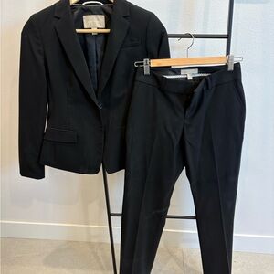 Banana Republic Elegant Black Womens Suit